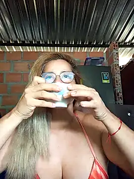 natally ross21 online show from 6, 11, 2025