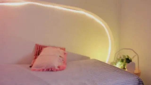 katiepeach  online show from 20, 3, 2026