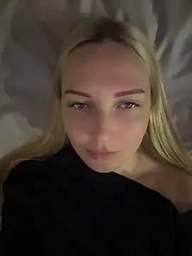 Snapshot of Aleksandrakis chatting on 17, 6, 2026 Aleksandrakis online show from 17, 6, 2026