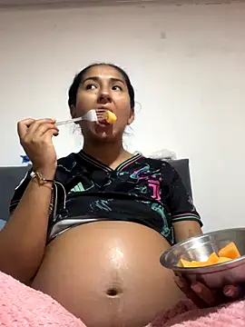 Snapshot of luna_asss chatting on 7, 11, 2025 luna asss online show from 7, 11, 2025