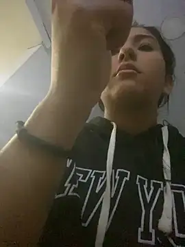 Snapshot of luna_asss chatting on 9, 3, 2025 luna asss online show from 9, 3, 2025