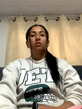 Snapshot of luna_asss chatting on 7, 10, 2025 luna asss online show from 7, 10, 2025