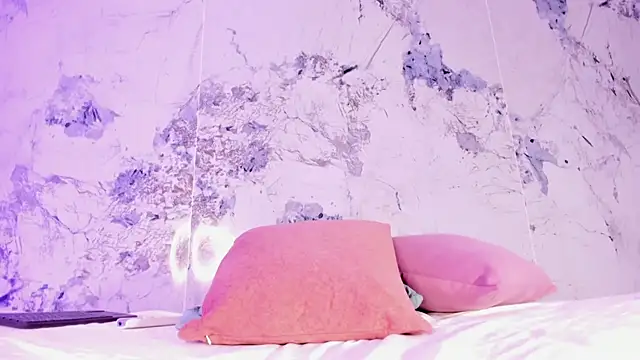 Kim Baker1 online show from 19, 9, 2025