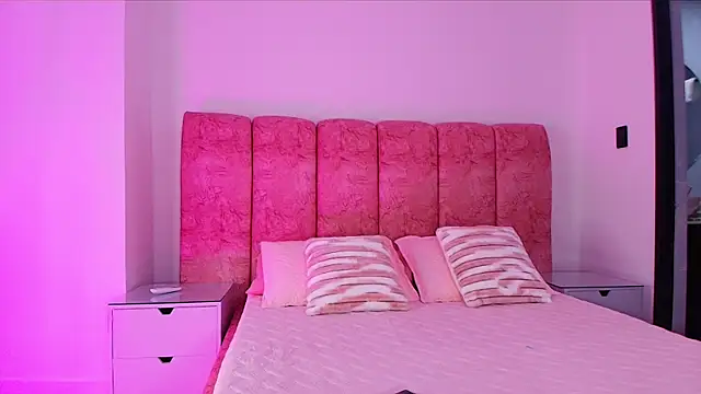 kendal rossi online show from 18, 11, 2025