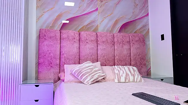 kendal rossi online show from 12, 2, 2026