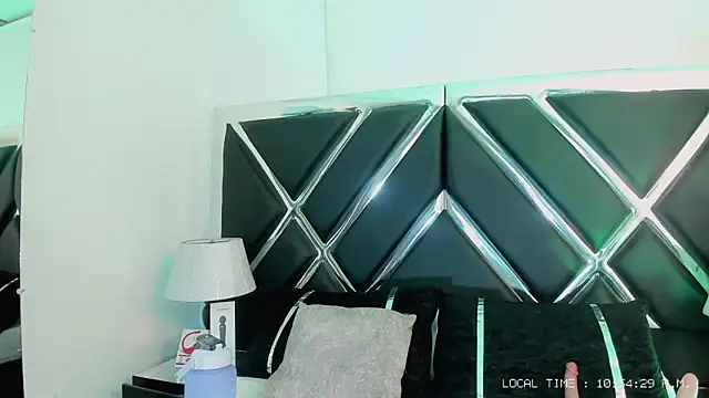 Naomi-Haruno online show from 20, 3, 2025