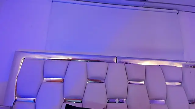 Naomi-Haruno online show from 3, 3, 2025