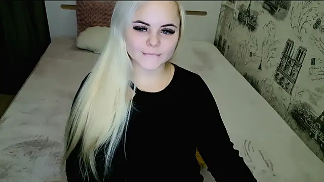 lovely-eyes online show from 4, 12, 2025