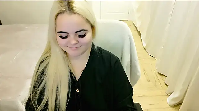 lovely-eyes online show from 13, 2, 2025