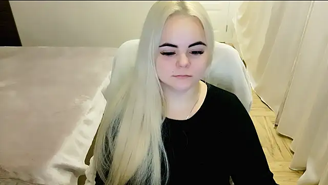 lovely-eyes online show from 28, 2, 2025