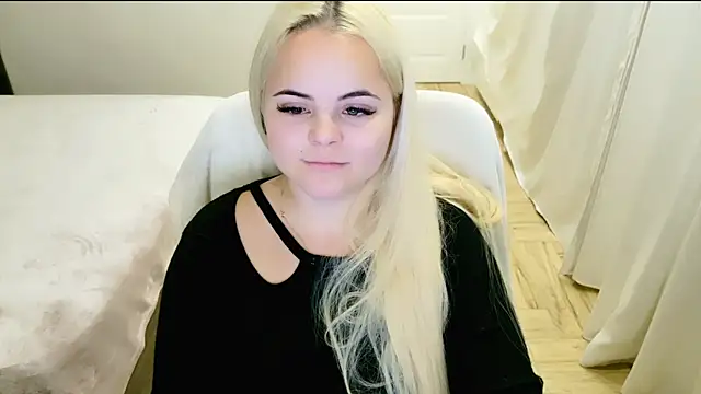 lovely-eyes online show from 18, 3, 2025