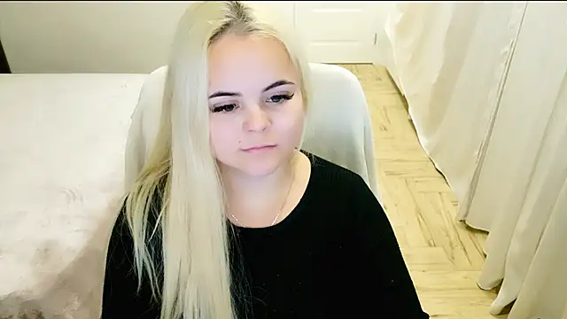 lovely-eyes online show from 19, 3, 2025