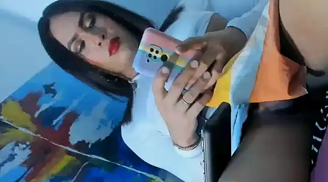 cristallwright online show from 28, 2, 2025