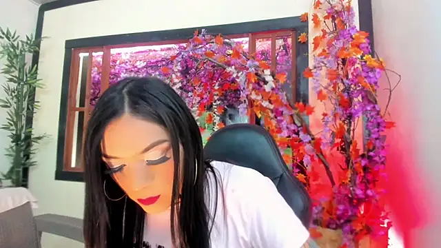 Susan DiSantys online show from 6, 3, 2025