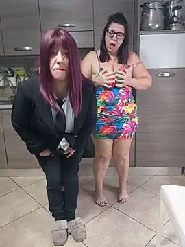 Snapshot of carolyne2023 chatting on 24, 11, 2025 carolyne2023 online show from 24, 11, 2025