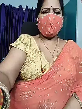 Snapshot of Rani_Darling_99 chatting on 3, 6, 2026 Rani Darling 99 online show from 3, 6, 2026