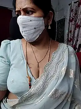 Snapshot of Rani_Darling_99 chatting on 12, 6, 2026 Rani Darling 99 online show from 12, 6, 2026