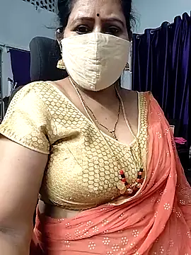 Snapshot of Rani_Darling_99 chatting on 7, 6, 2026 Rani Darling 99 online show from 7, 6, 2026