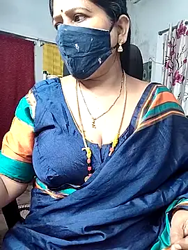 Snapshot of Rani_Darling_99 chatting on 11, 6, 2026 Rani Darling 99 online show from 11, 6, 2026