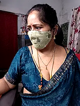 Snapshot of Rani_Darling_99 chatting on 17, 6, 2026 Rani Darling 99 online show from 17, 6, 2026