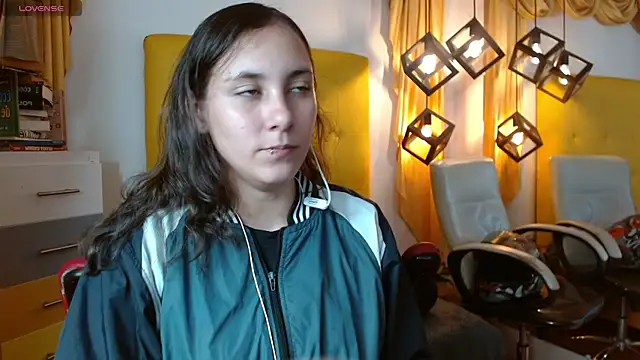 xlunna online show from 16, 12, 2025