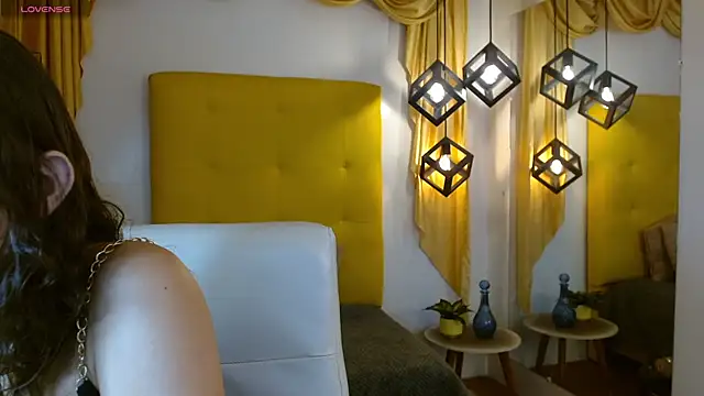 xlunna online show from 29, 11, 2025