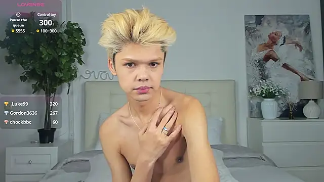 Snapshot of Felix_Rey chatting on 10, 3, 2025 Felix Rey online show from 10, 3, 2025