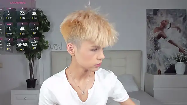 Snapshot of Felix_Rey chatting on 19, 11, 2025 Felix Rey online show from 19, 11, 2025