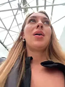 Sweet   Emily online show from 10, 3, 2025