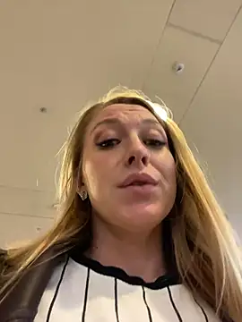 Sweet   Emily online show from 13, 10, 2025