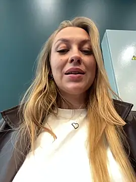 Sweet   Emily online show from 3, 10, 2025