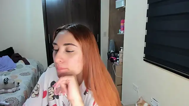 Amy Walker online show from 25, 9, 2025