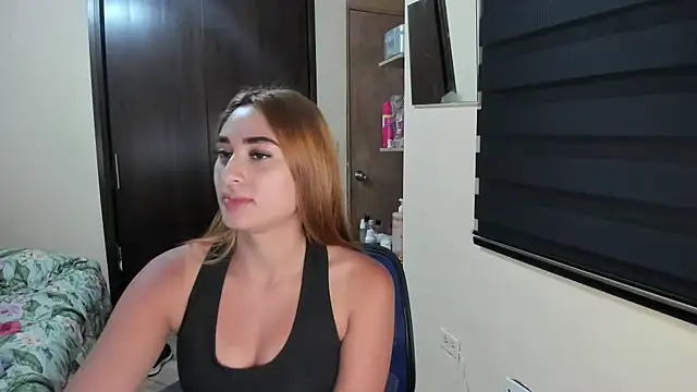 Amy Walker online show from 7, 4, 2026