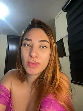 Amy Walker online show from 2, 3, 2026