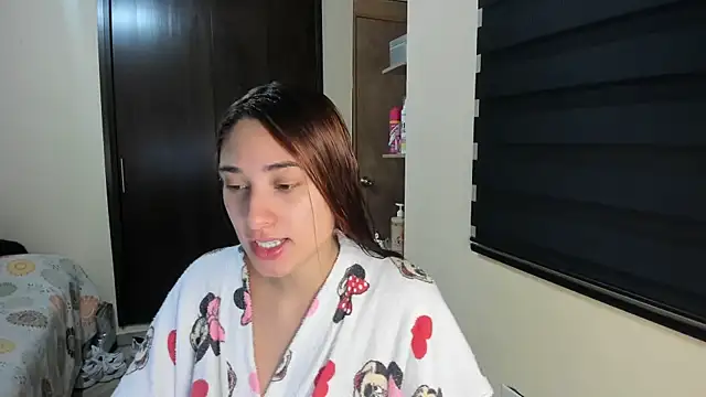 Amy Walker online show from 8, 10, 2025