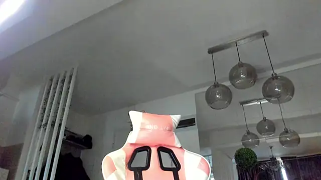 Snapshot of IreneVON chatting on 1, 3, 2026 IreneVON online show from 1, 3, 2026