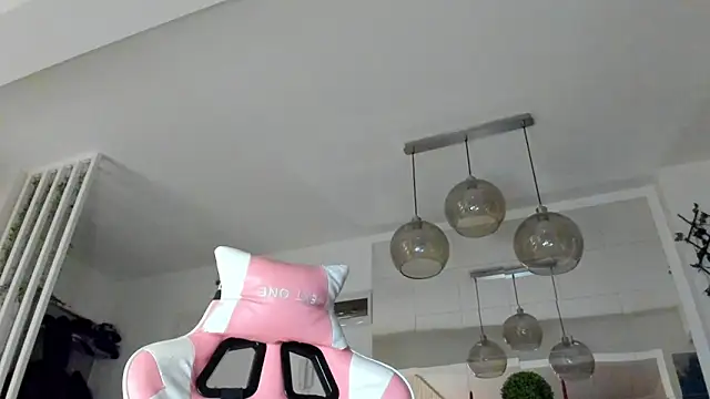 IreneVON online show from 6, 11, 2025