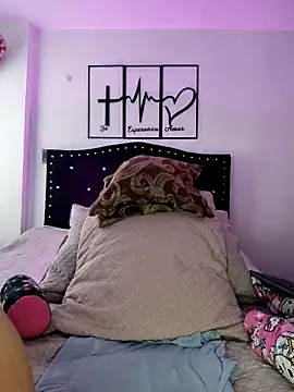 EimyParker  online show from 3, 12, 2025