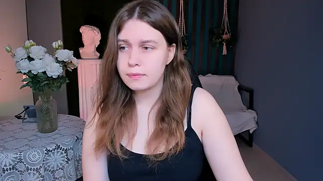 FioraMarmoris online show from 4, 3, 2026