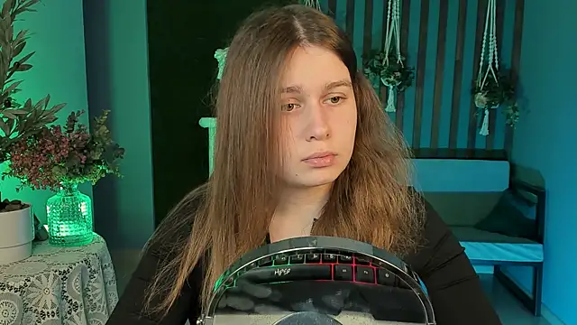 FioraMarmoris online show from 3, 10, 2025