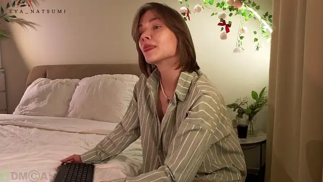 Eva Natsumi online show from 13, 2, 2026