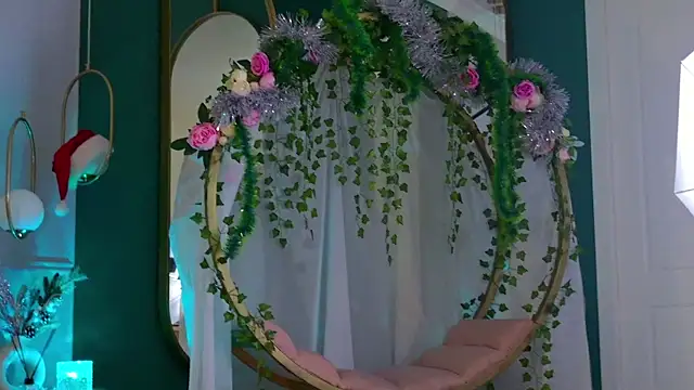 Eva Natsumi online show from 26, 12, 2024