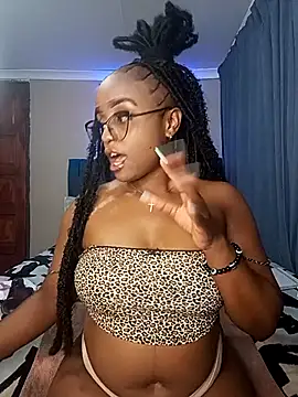 Queen-Chocolate online show from 21, 11, 2025