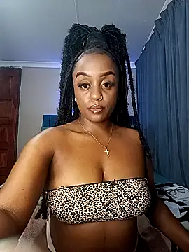 Queen-Chocolate online show from 28, 11, 2025