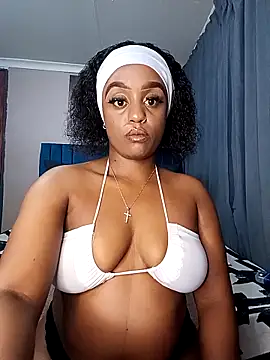 Queen-Chocolate online show from 2, 11, 2025