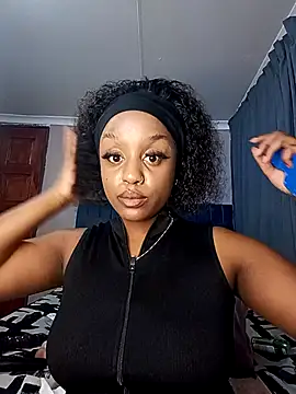 Queen-Chocolate online show from 30, 10, 2025