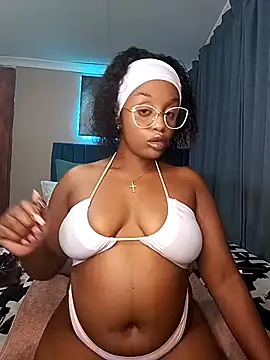 Snapshot of Queen-Chocolate chatting on 12, 2, 2026 Queen-Chocolate online show from 12, 2, 2026