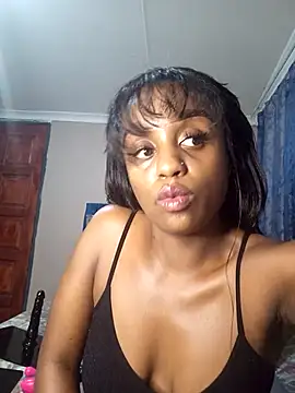 Queen-Chocolate online show from 7, 3, 2025