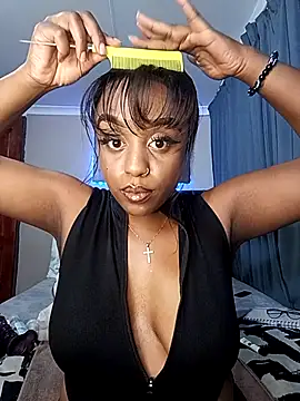 Queen-Chocolate online show from 9, 11, 2025