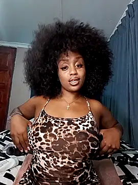 Snapshot of Queen-Chocolate chatting on 4, 3, 2026 Queen-Chocolate online show from 4, 3, 2026